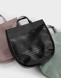 TEXTURED U-SHAPED TOTE BAG - BC MKT Vian